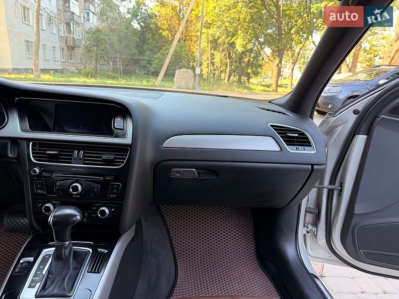 Седан Audi A4 2014 в Полтаве