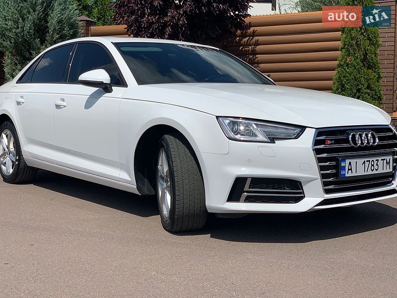 Седан Audi A4 2016 в Києві