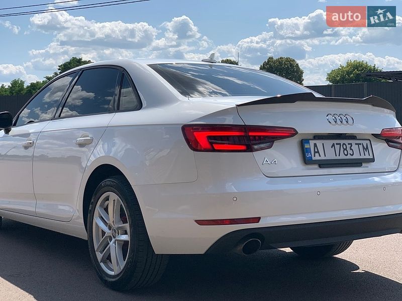 Седан Audi A4 2016 в Києві