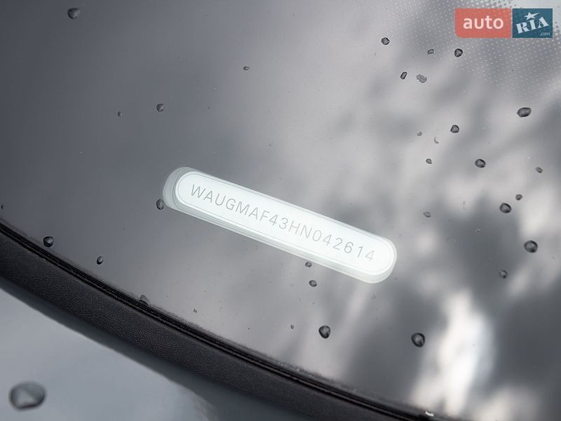 Седан Audi A4 2016 в Киеве