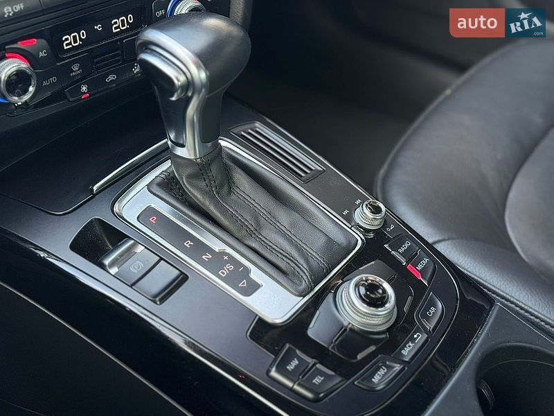 Седан Audi A4 2012 в Києві