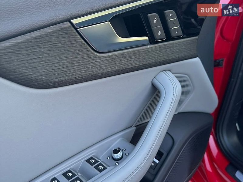 Седан Audi A4 2020 в Києві