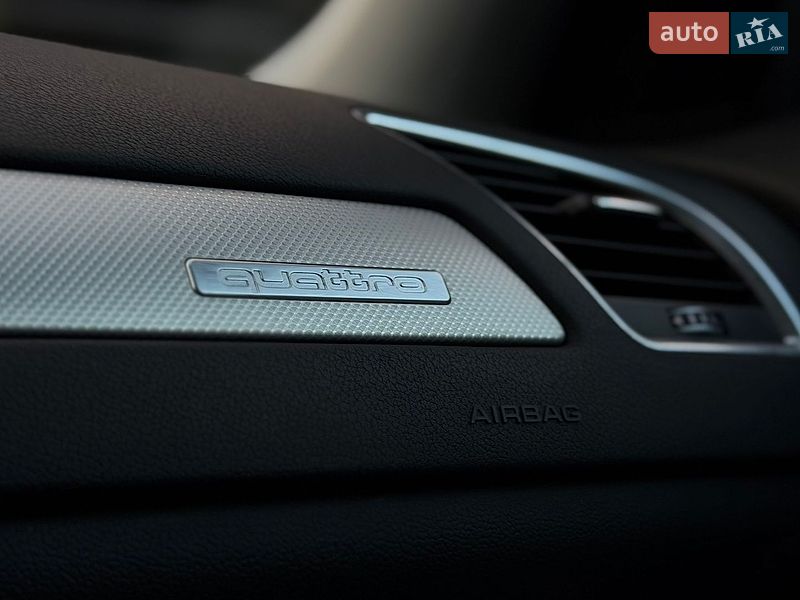 Седан Audi A4 2012 в Зборові