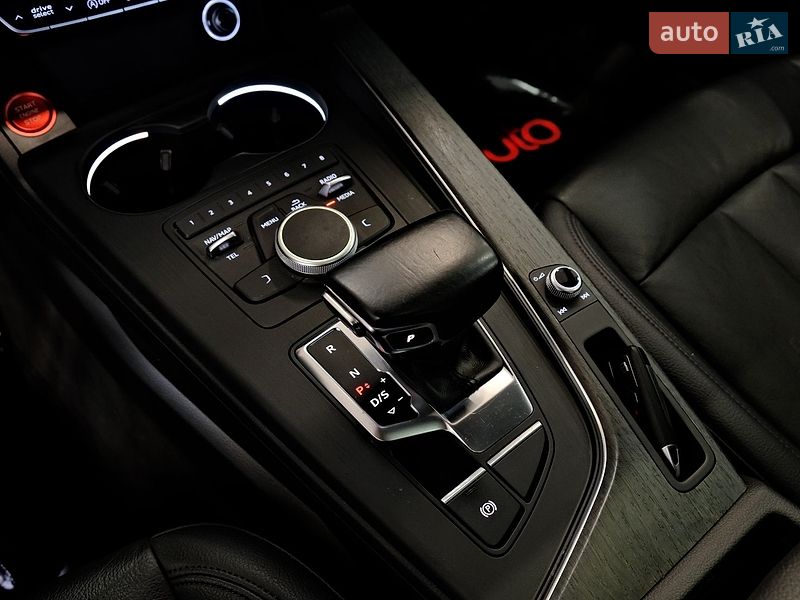 Седан Audi A4 2016 в Одессе