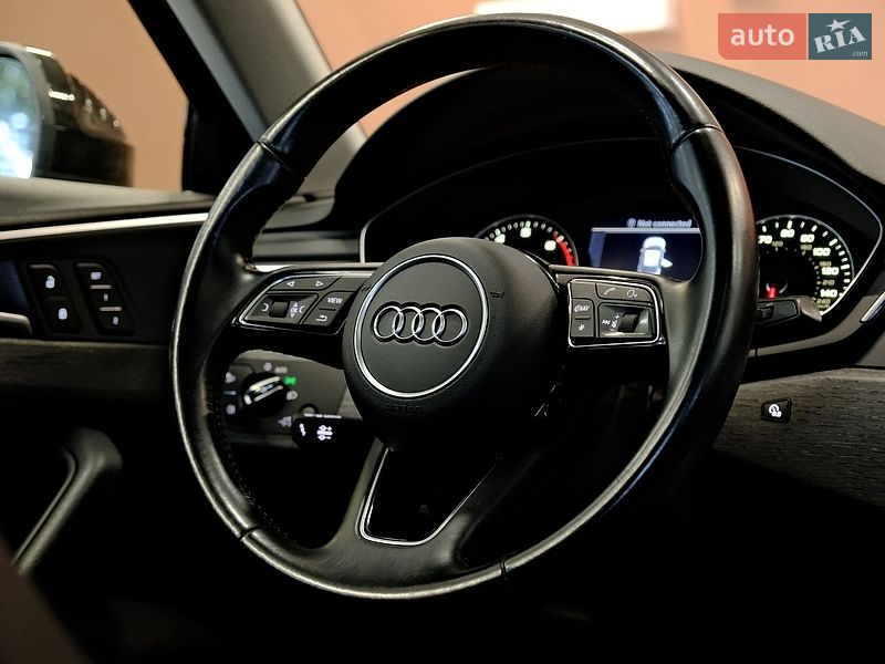 Седан Audi A4 2016 в Одессе