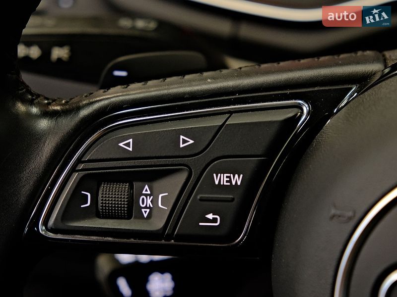 Седан Audi A4 2016 в Одессе