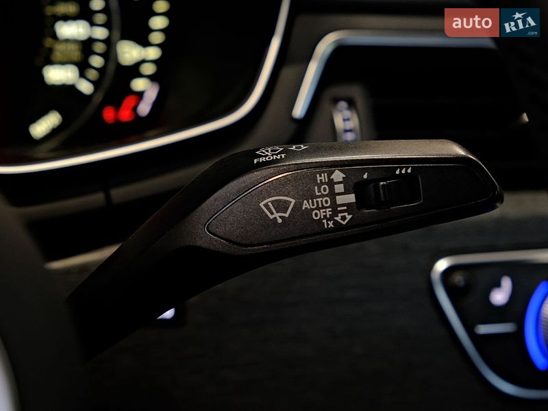 Седан Audi A4 2016 в Одессе