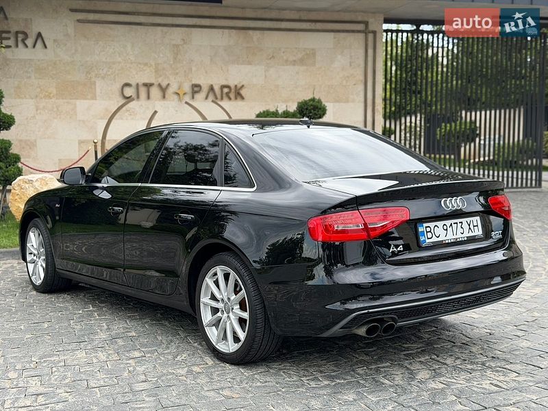 Седан Audi A4 2015 в Львові