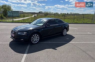 Седан Audi A4 2013 в Рівному