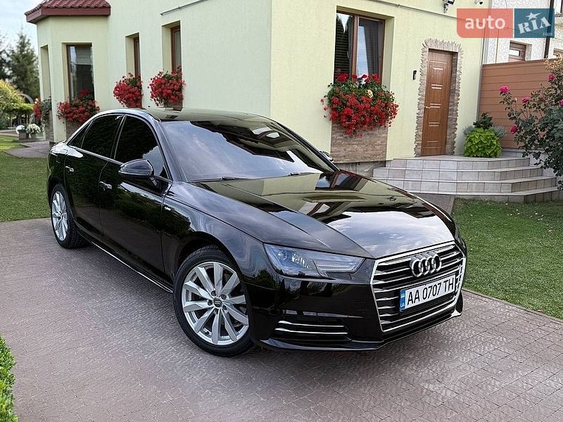 Седан Audi A4 2017 в Киеве