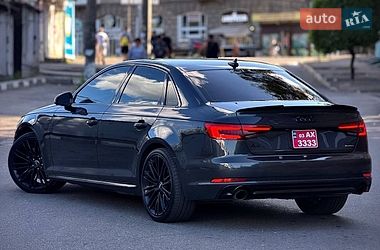 Седан Audi A4 2017 в Запорожье