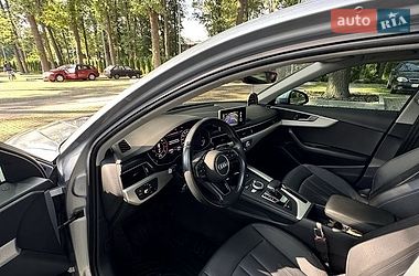 Седан Audi A4 2018 в Харкові
