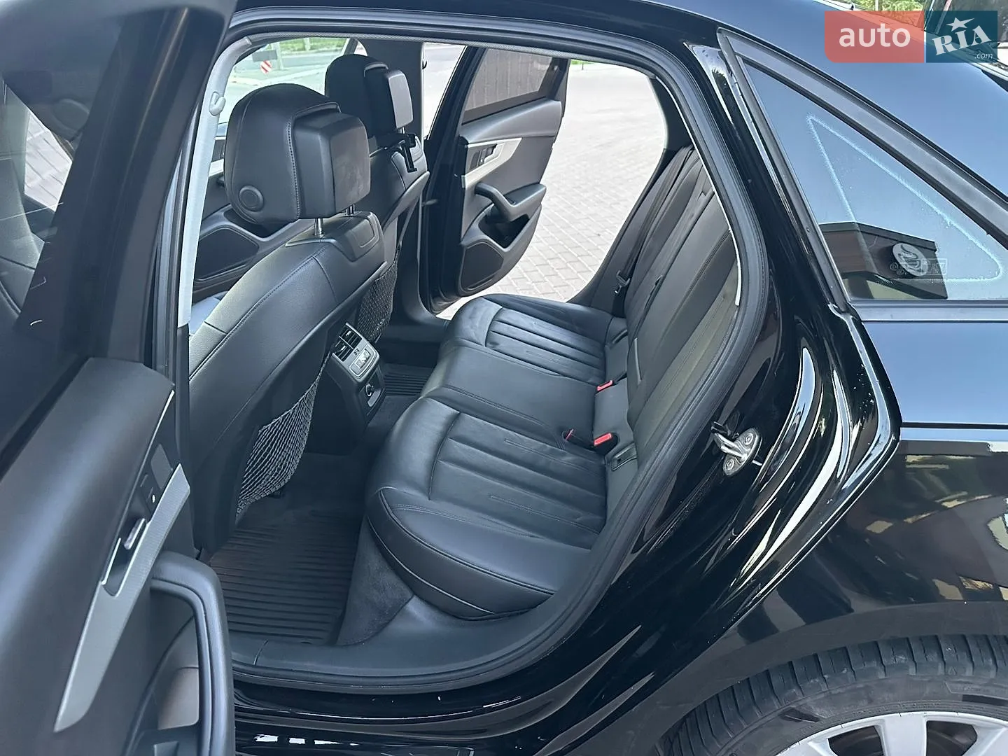 2016 Audi A4 - мініатюра 41