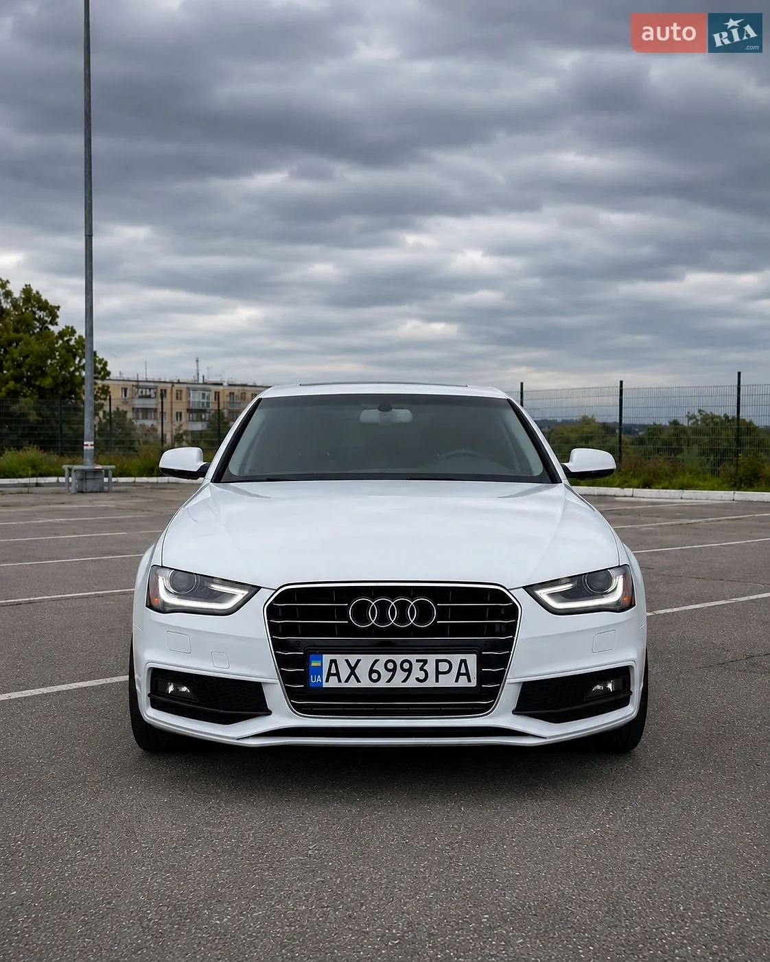 2013 Audi A4 - мініатюра 2