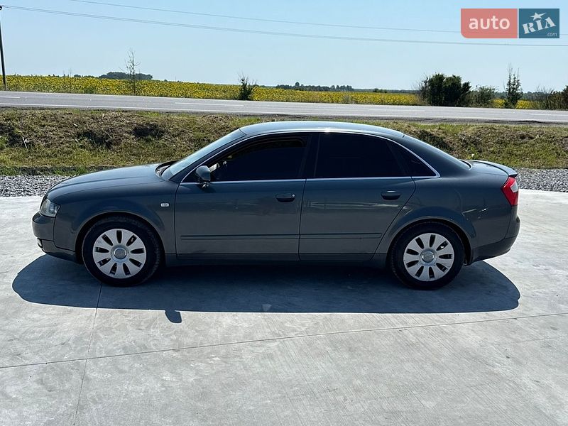 Седан Audi A4 2002 в Львові