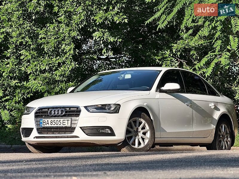 Audi A4, фото из объявления