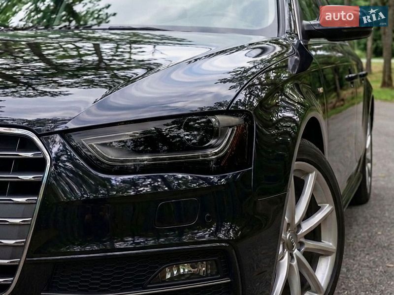 Седан Audi A4 2014 в Хмельницькому