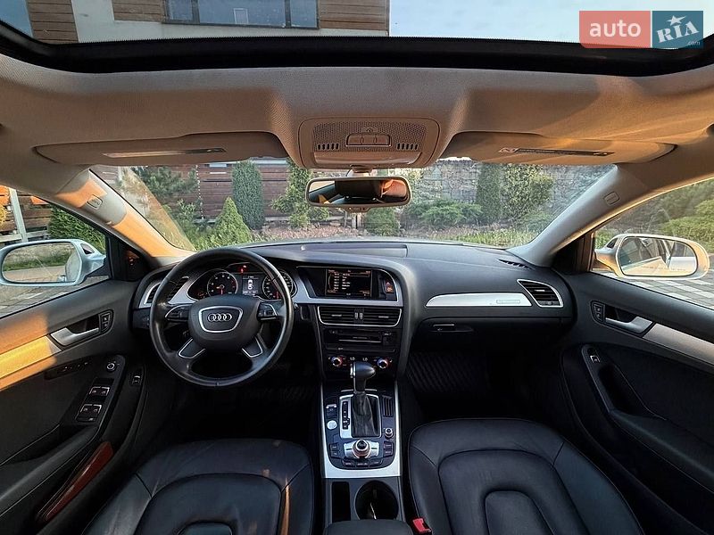 Седан Audi A4 2015 в Стрые