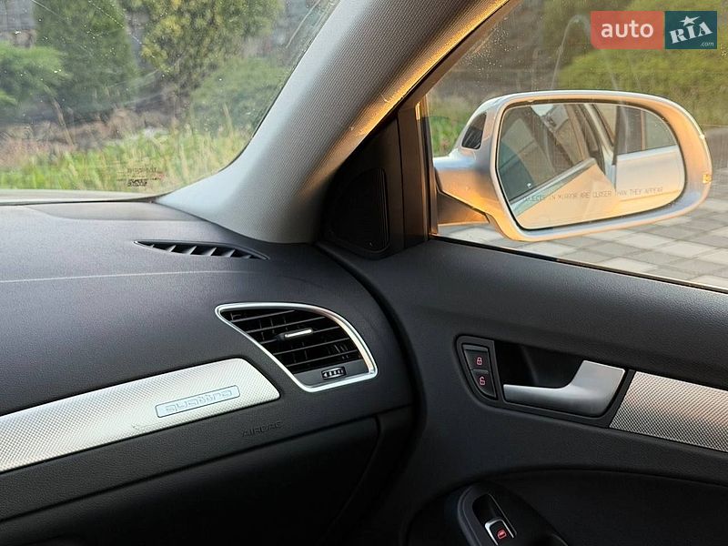 Седан Audi A4 2015 в Стрые