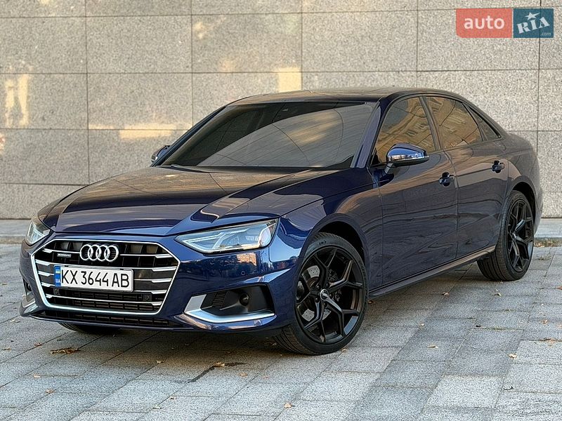 Седан Audi A4 2020 в Києві