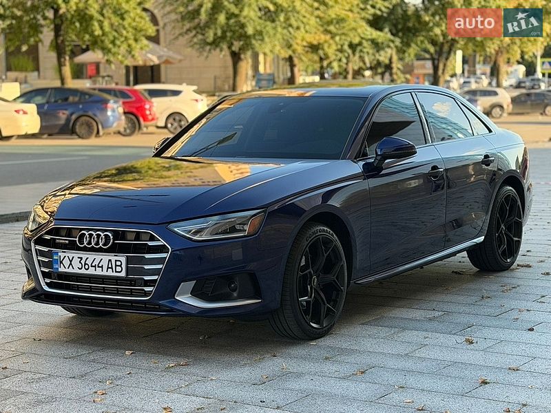 Седан Audi A4 2020 в Києві