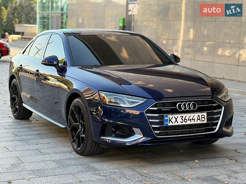 Седан Audi A4 2020 в Києві