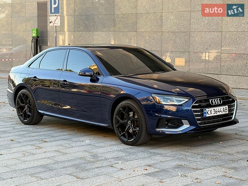 Седан Audi A4 2020 в Києві