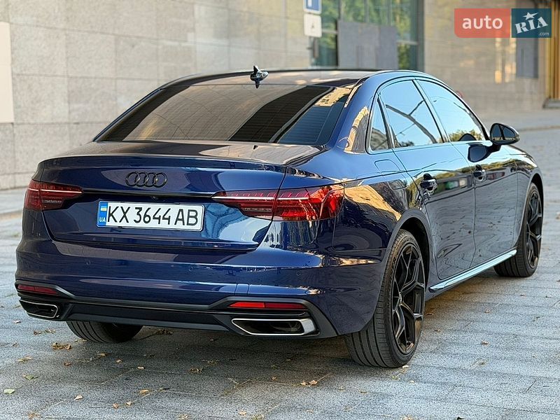 Седан Audi A4 2020 в Києві