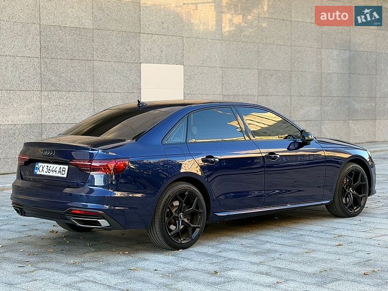 Седан Audi A4 2020 в Києві
