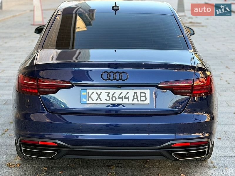 Седан Audi A4 2020 в Києві