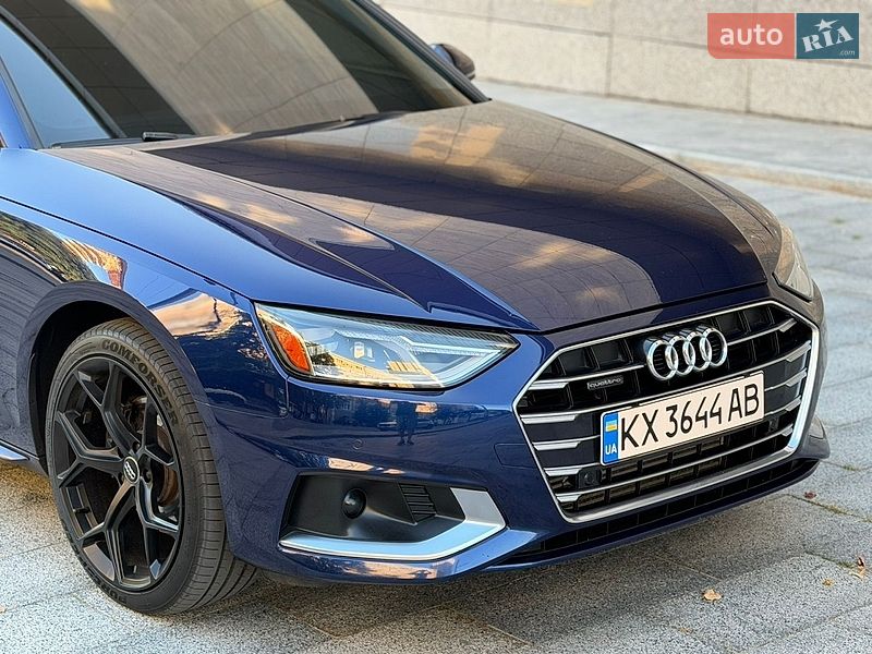 Седан Audi A4 2020 в Києві