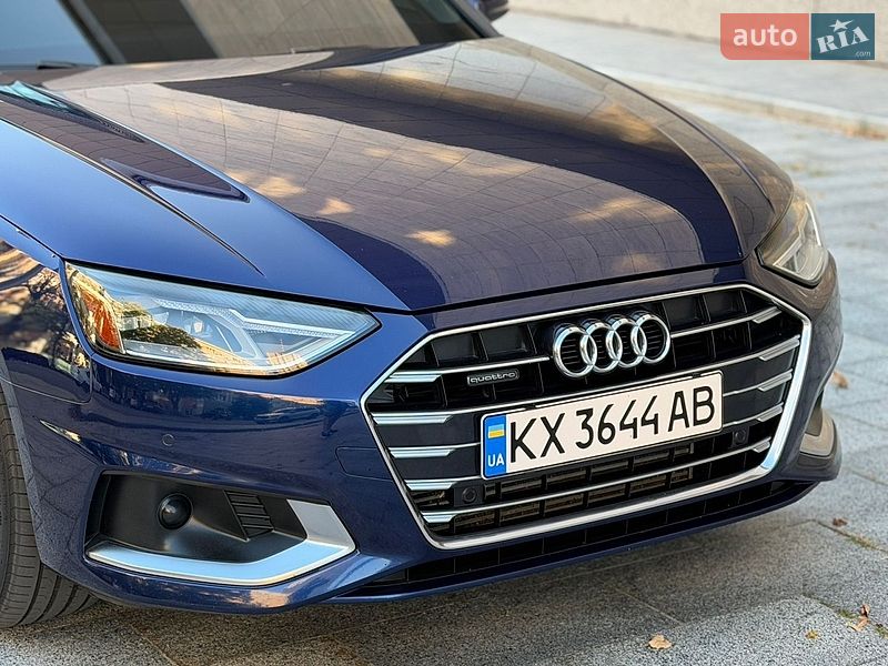 Седан Audi A4 2020 в Києві