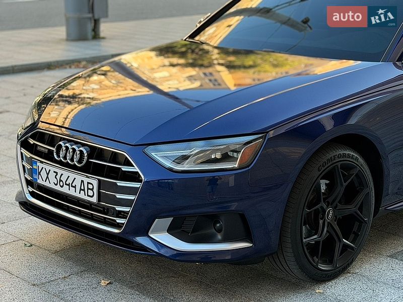 Седан Audi A4 2020 в Києві