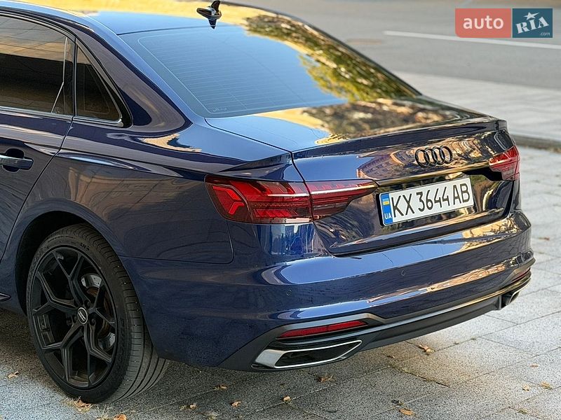 Седан Audi A4 2020 в Києві