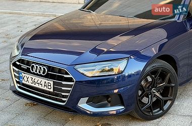 Седан Audi A4 2020 в Києві