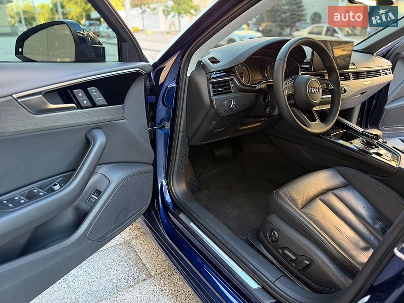 Седан Audi A4 2020 в Києві
