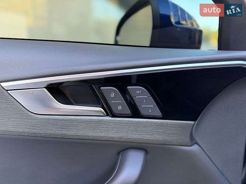 Седан Audi A4 2020 в Києві