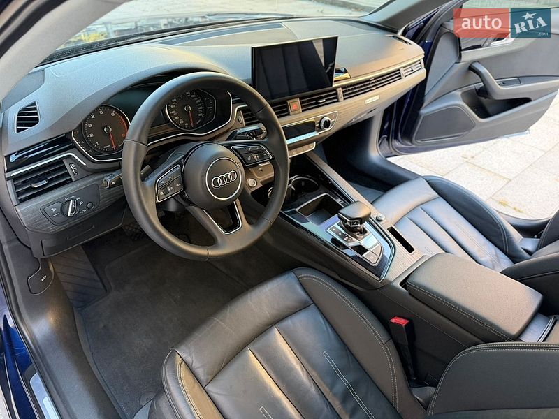 Седан Audi A4 2020 в Києві