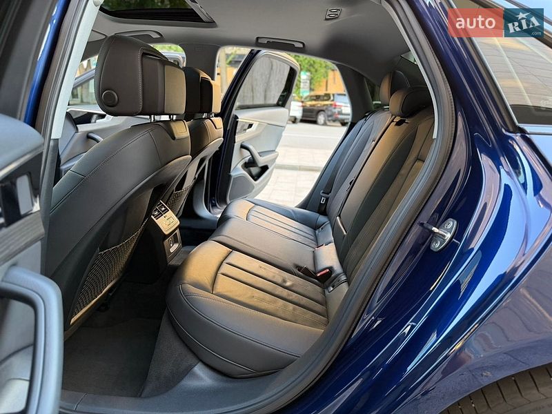 Седан Audi A4 2020 в Києві