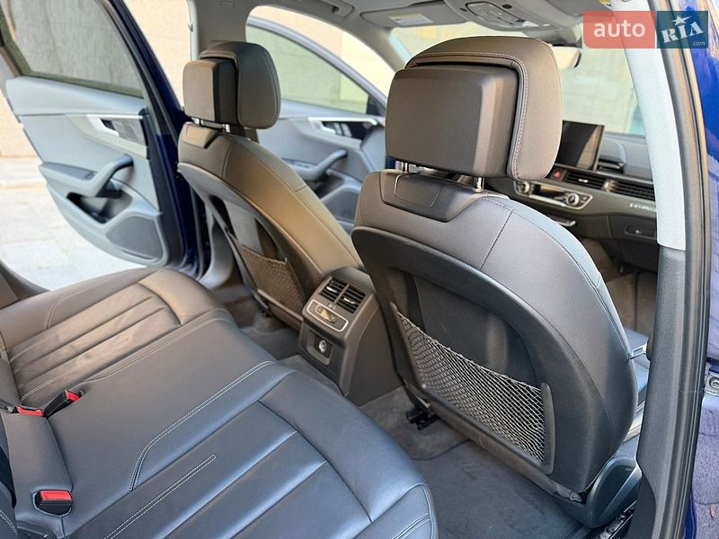 Седан Audi A4 2020 в Києві