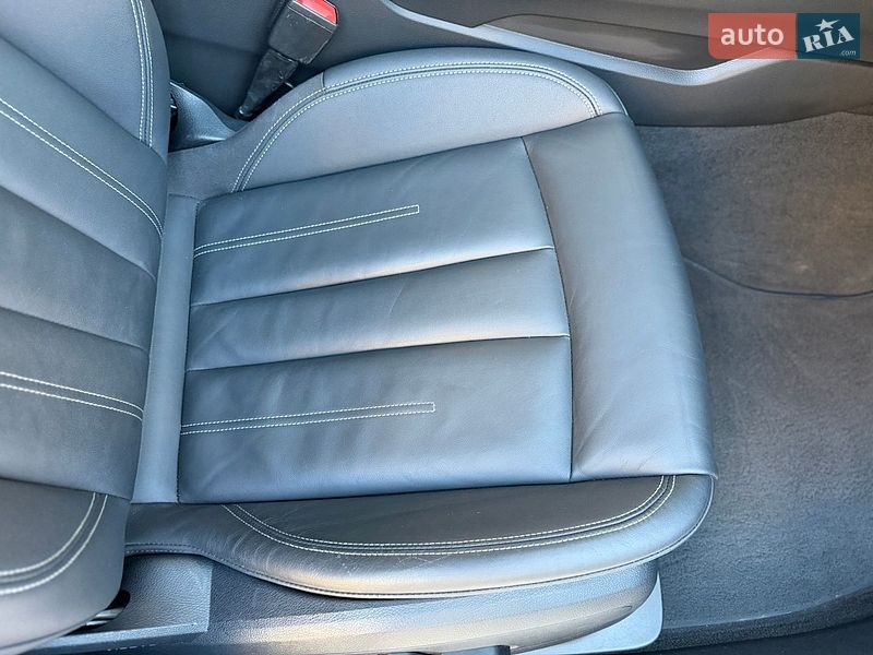 Седан Audi A4 2020 в Києві