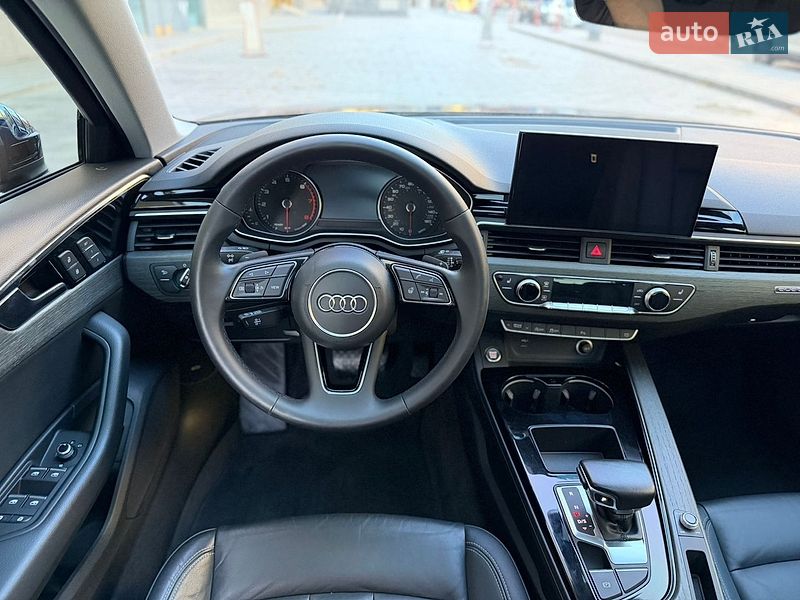 Седан Audi A4 2020 в Києві
