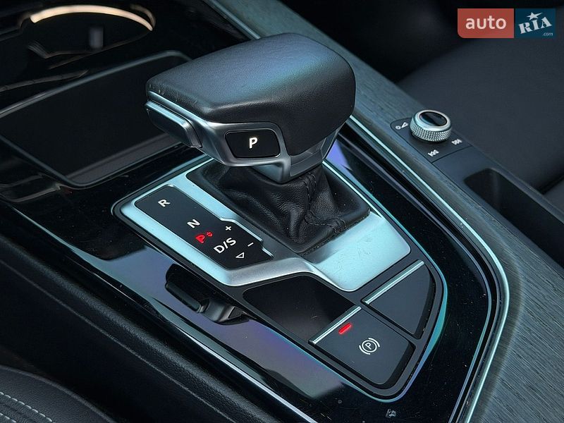 Седан Audi A4 2020 в Вінниці