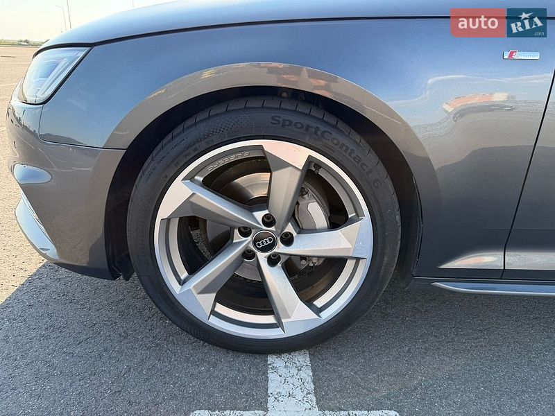 Универсал Audi A4 2017 в Львове