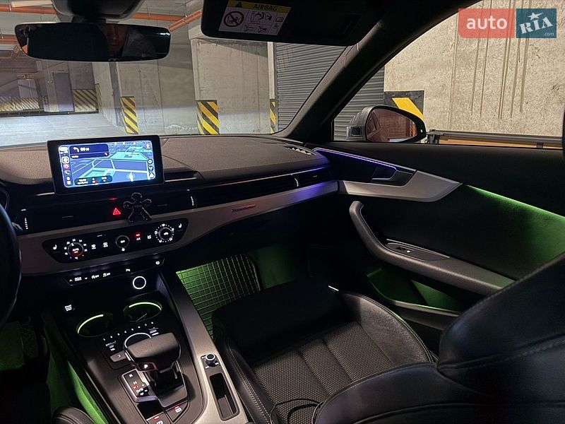 Универсал Audi A4 2017 в Львове