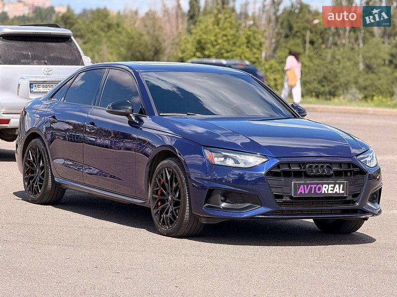 Седан Audi A4 2021 в Кривом Роге