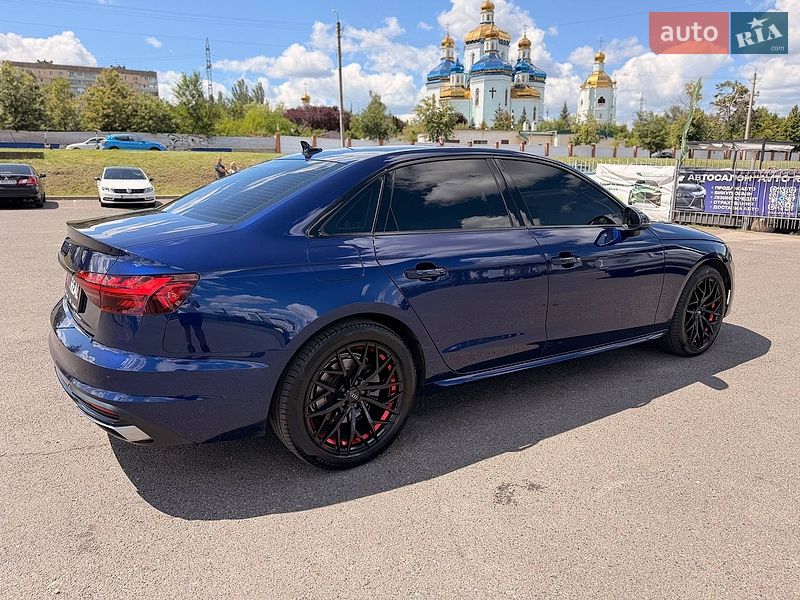 Седан Audi A4 2021 в Кривом Роге