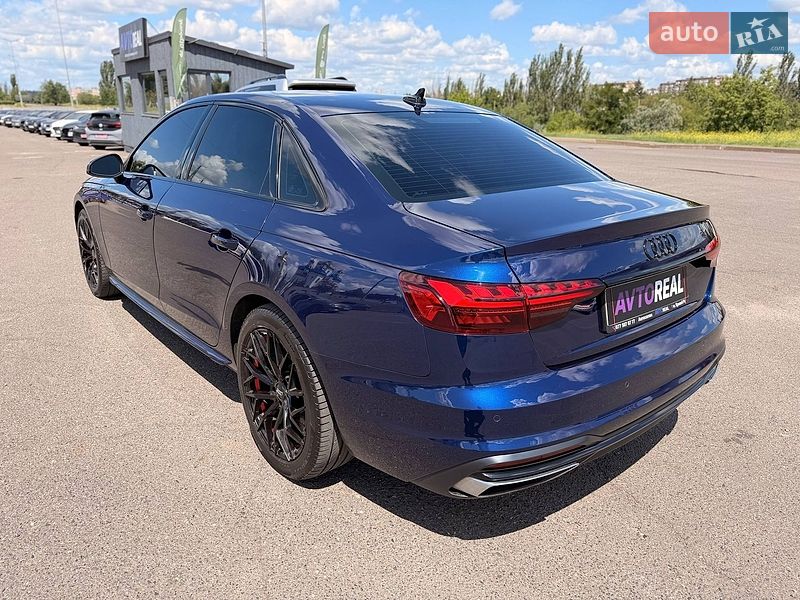 Седан Audi A4 2021 в Кривом Роге