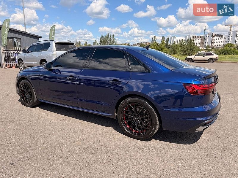 Седан Audi A4 2021 в Кривом Роге