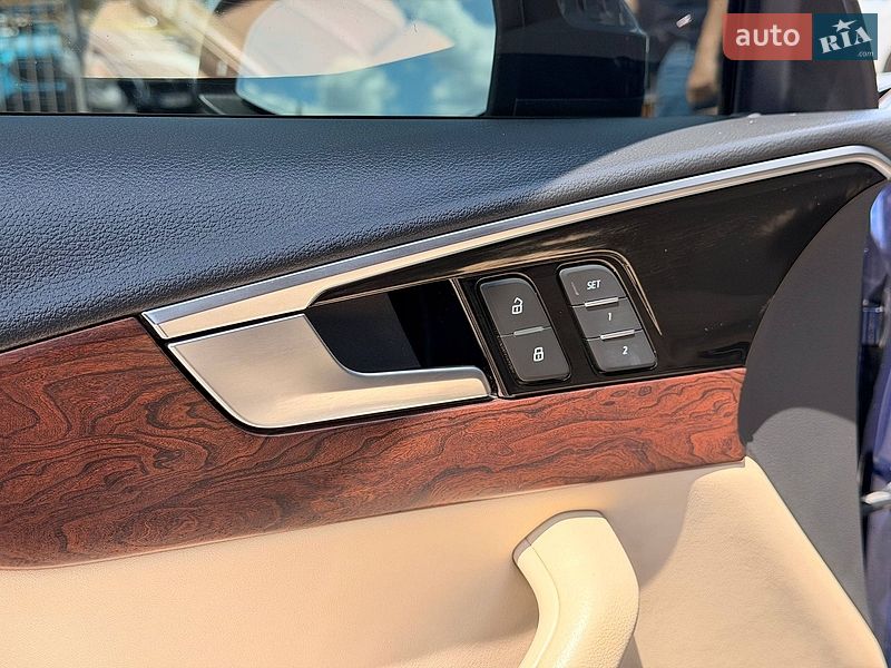 Седан Audi A4 2021 в Кривом Роге